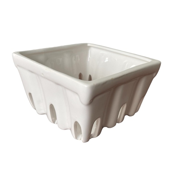 Two's Company Other - Two’s Company Solid White Square Ceramic Farmers Market Fruit Basket For Berries